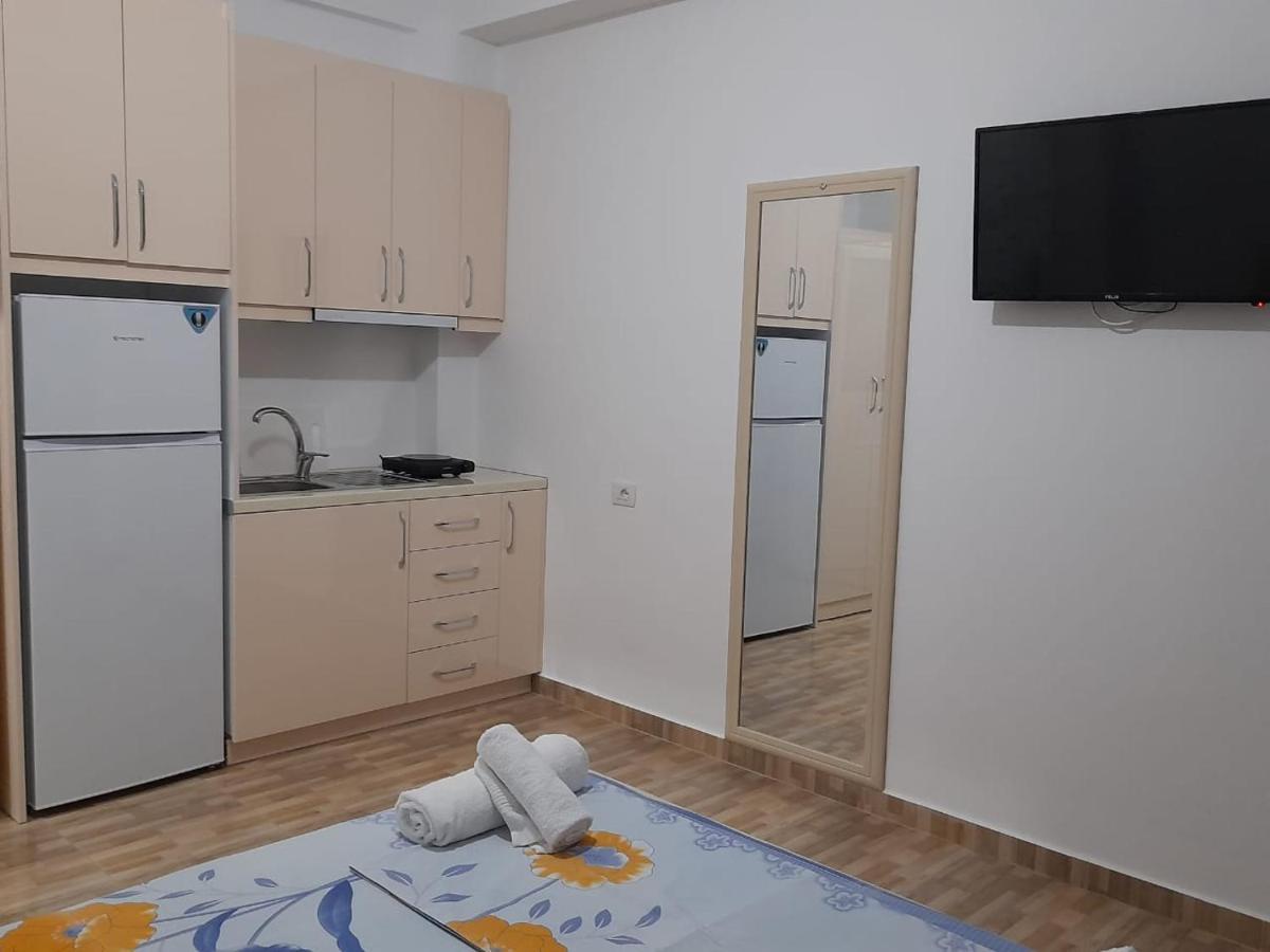 Guesthouse Xhimi Ксамил Экстерьер фото