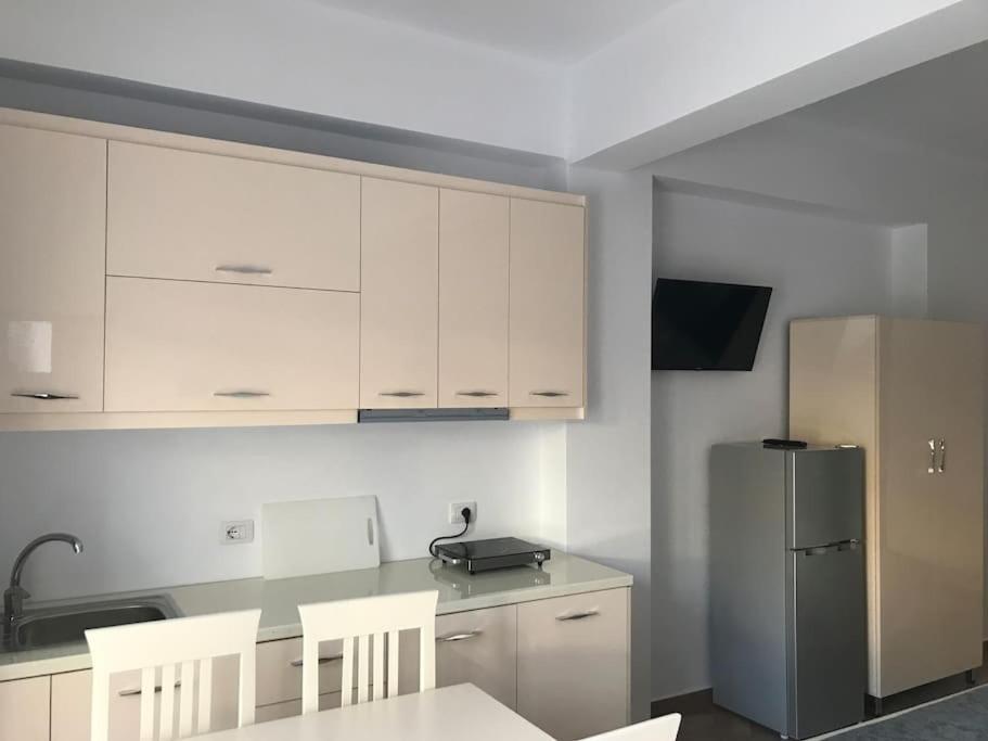 Guesthouse Xhimi Ксамил Экстерьер фото